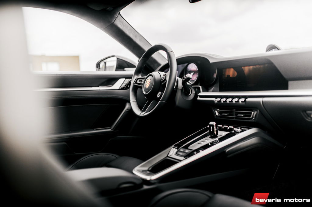 Porsche 992 Carrera 4S