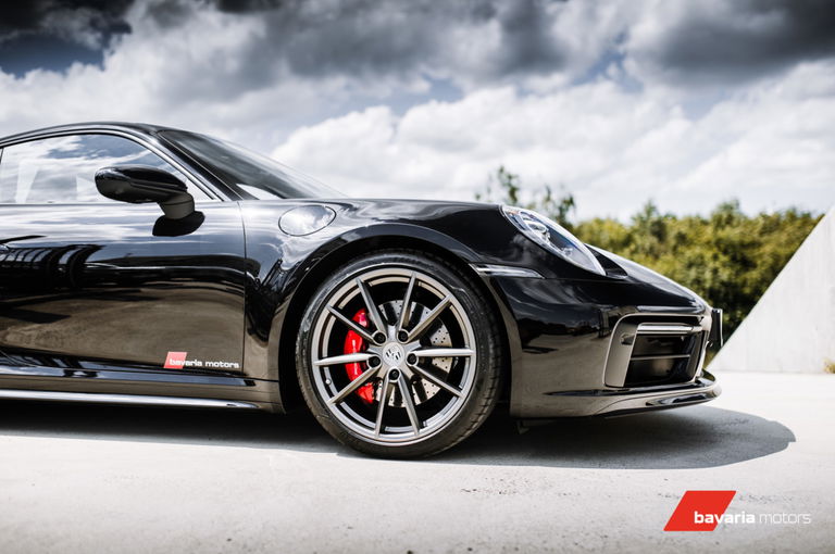Porsche 992 Carrera 4S