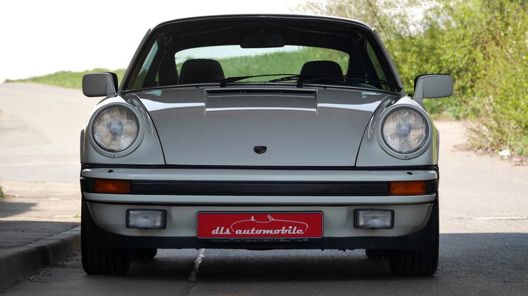 Porsche 911 Carrera 3,0