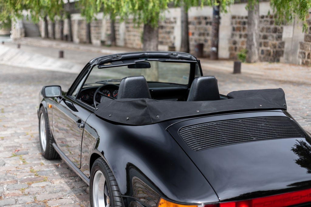 Porsche 911 Carrera 3.2