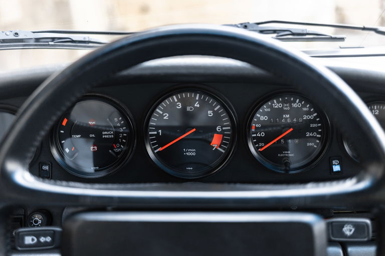 Porsche 911 Carrera 3.2