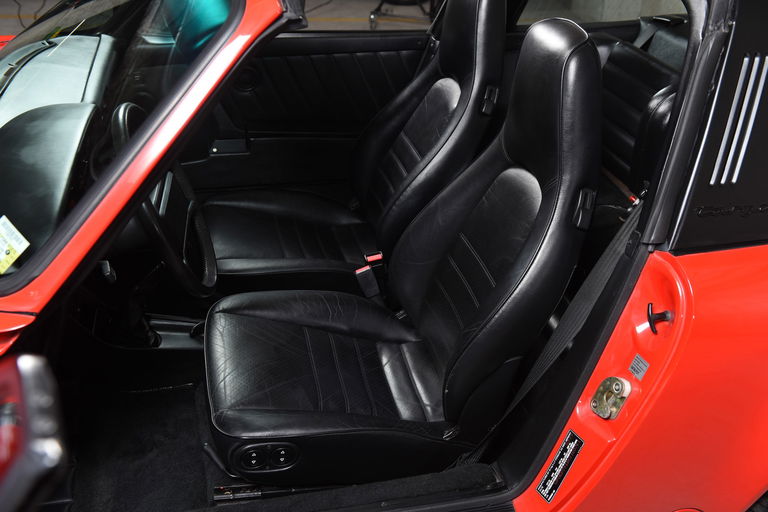 Porsche 911 Carrera 3.2