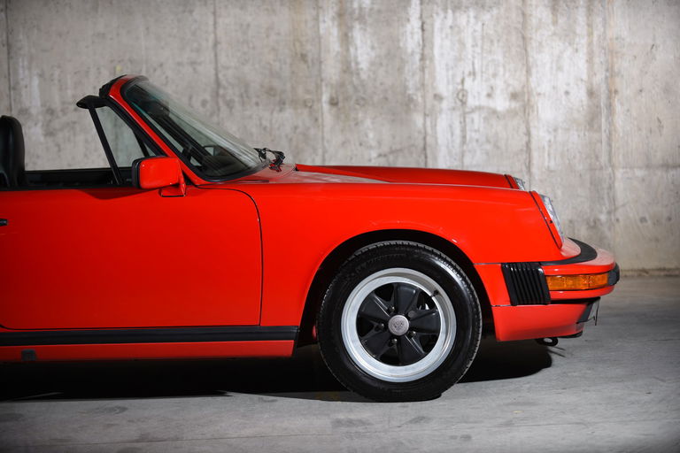 Porsche 911 Carrera 3.2