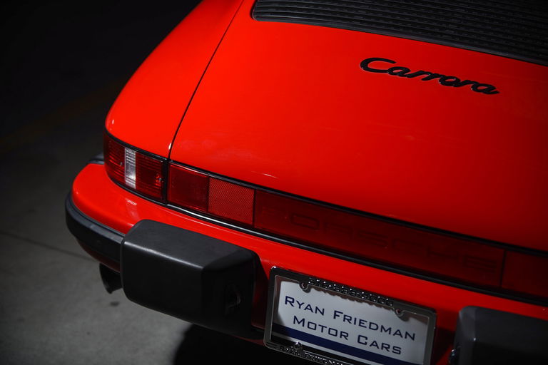 Porsche 911 Carrera 3.2