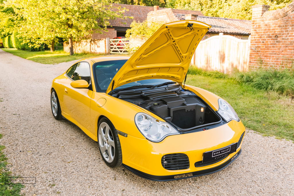 Porsche 996 Carrera 4S