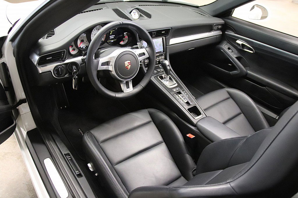 Porsche 991 Carrera 4S