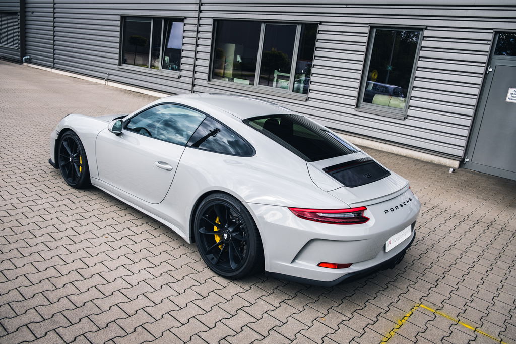 Porsche 991.2 GT3 Touring