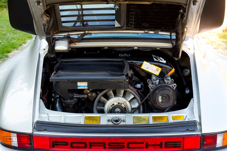 Porsche 911 Turbo 3.3
