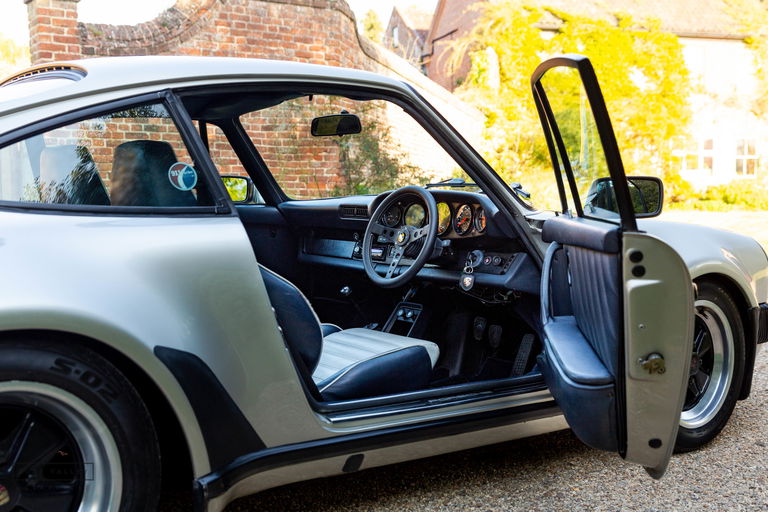 Porsche 911 Turbo 3.3