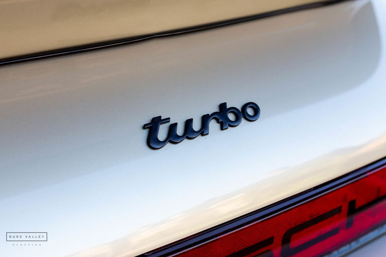Porsche 911 Turbo 3.3