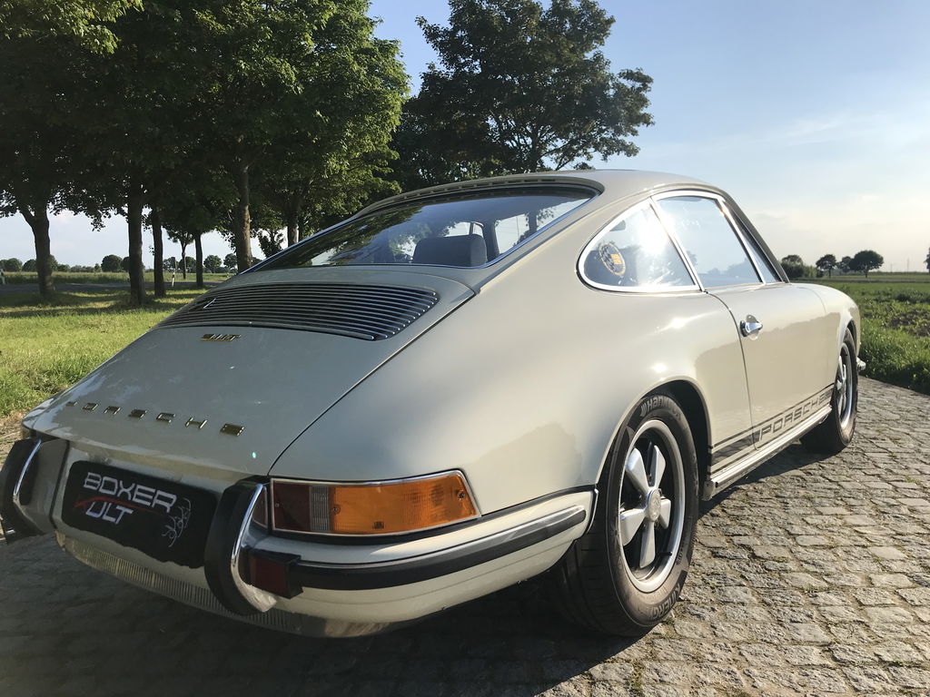 Porsche 911 T