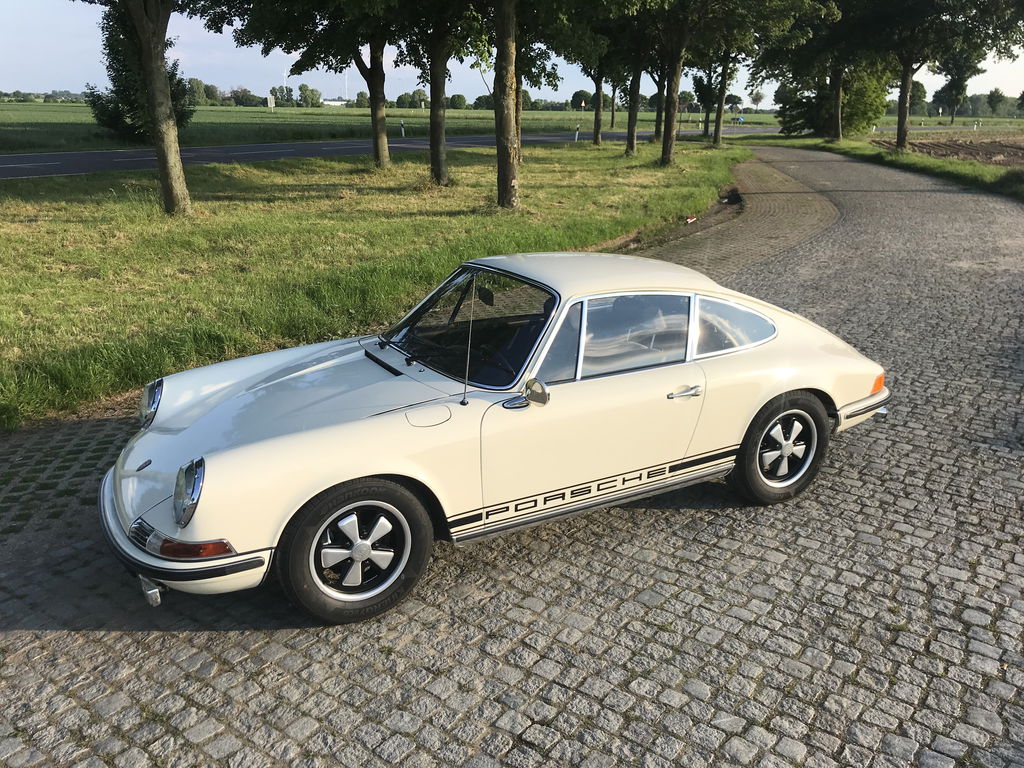 Porsche 911 T