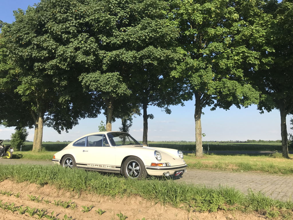 Porsche 911 T