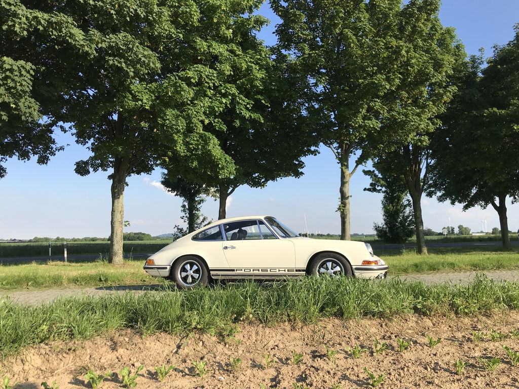 Porsche 911 T