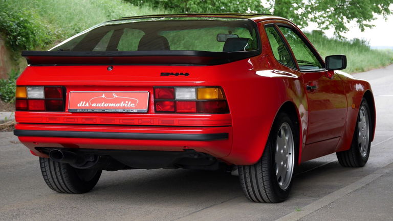 Porsche 944 Coupé