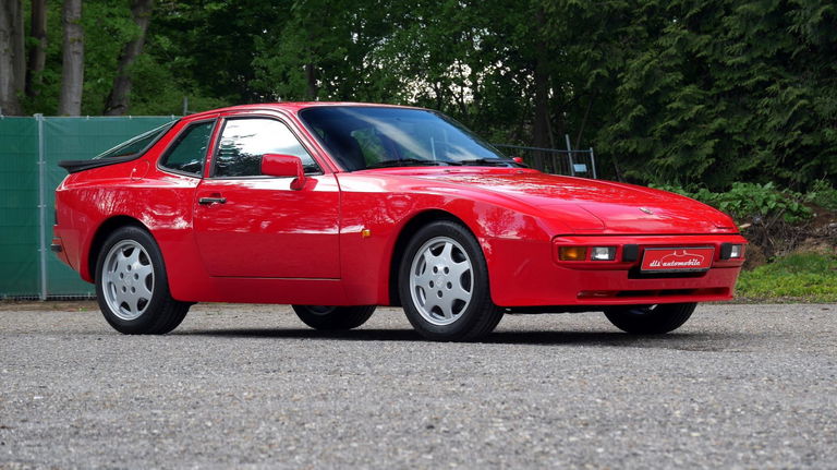 Porsche 944 Coupé