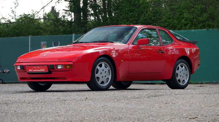 Porsche 944 Coupé