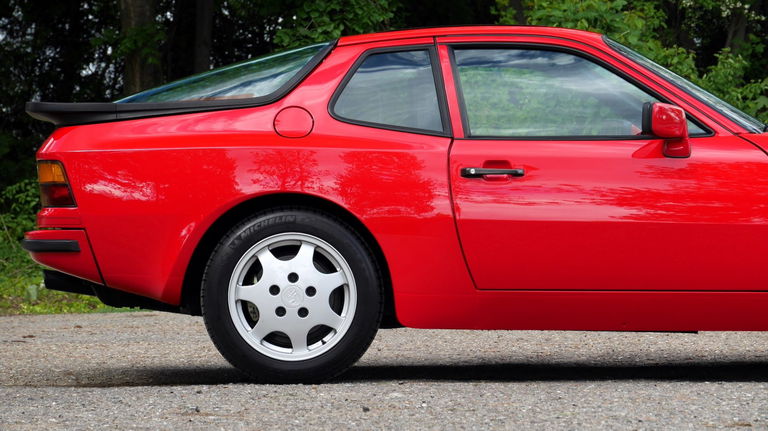 Porsche 944 Coupé