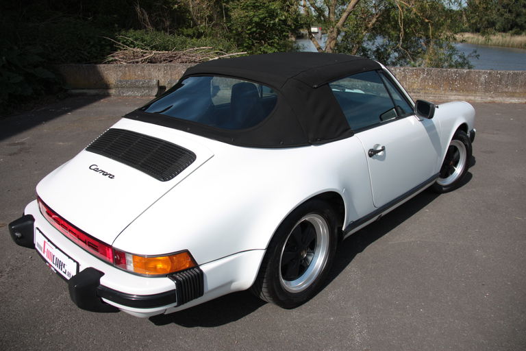 Porsche 911 Carrera 3.2 (US)