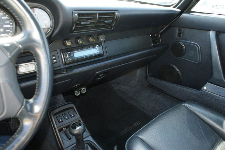 Porsche 964 Carrera 4