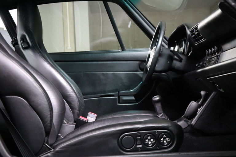 Porsche 993 Carrera 4S