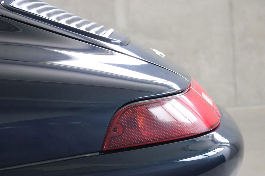 Porsche 993 Carrera 4S