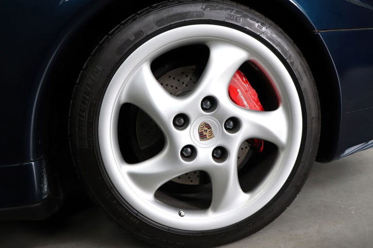 Porsche 993 Carrera 4S