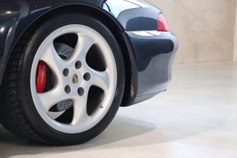 Porsche 993 Carrera 4S
