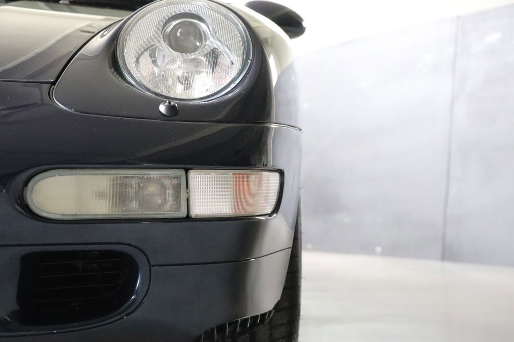 Porsche 993 Carrera 4S