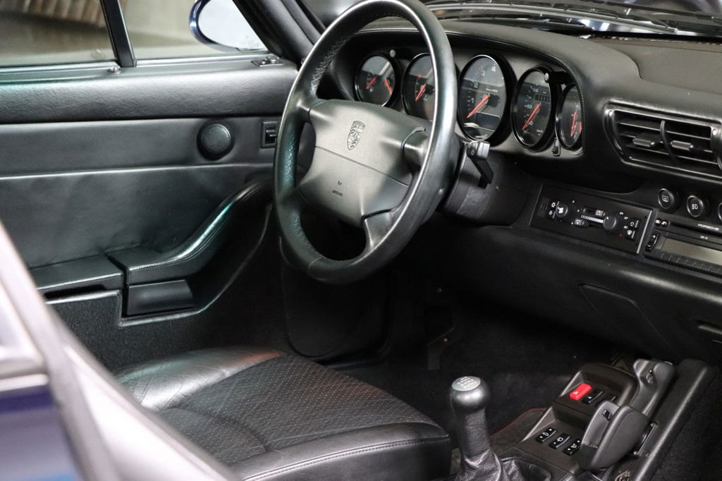 Porsche 993 Carrera 4S