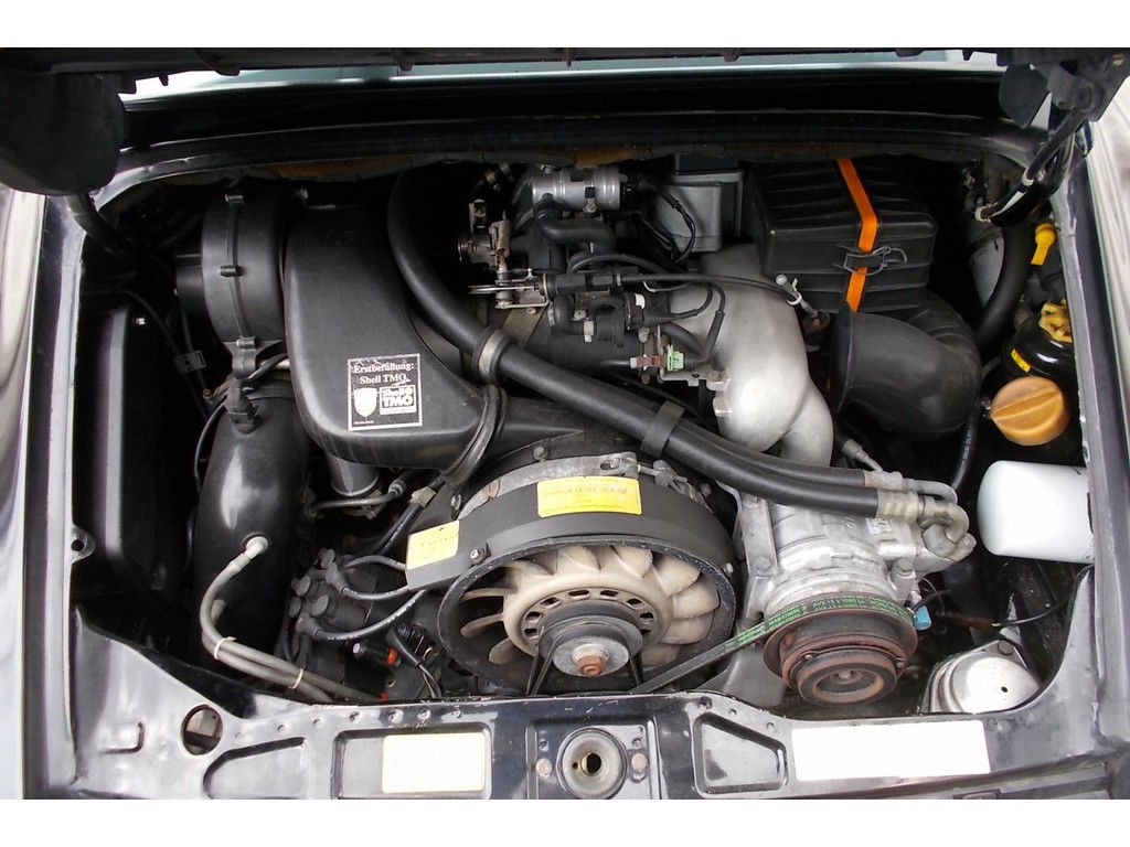 Porsche 964 Carrera 4