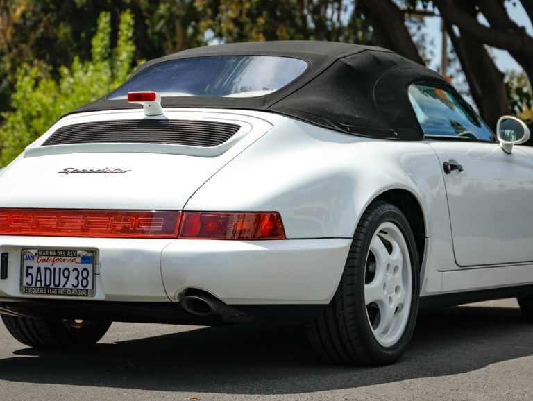 Porsche 964 Carrera 2 Speedster
