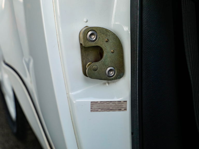 Porsche 964 Carrera 2 Speedster