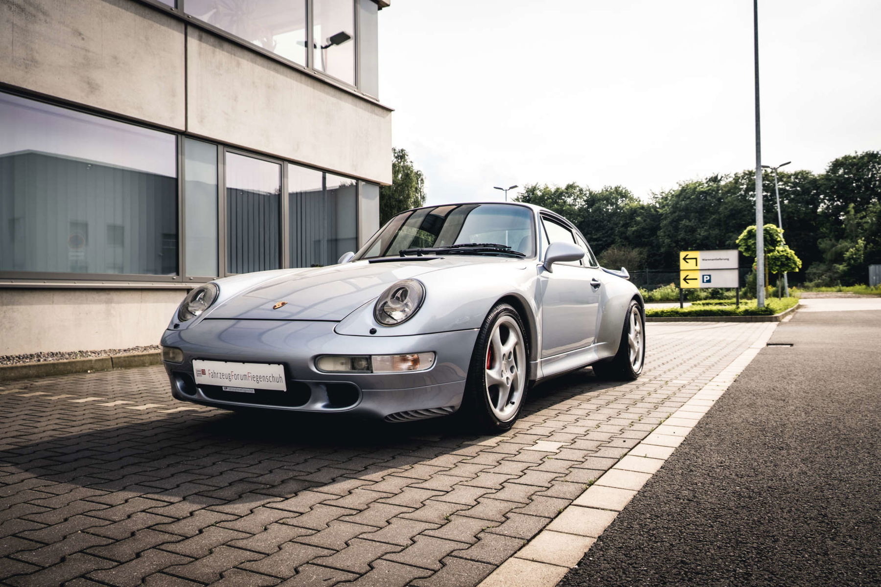 Porsche 993 Turbo 1997 - Elferspot.com - Marketplace For Porsche Sports 