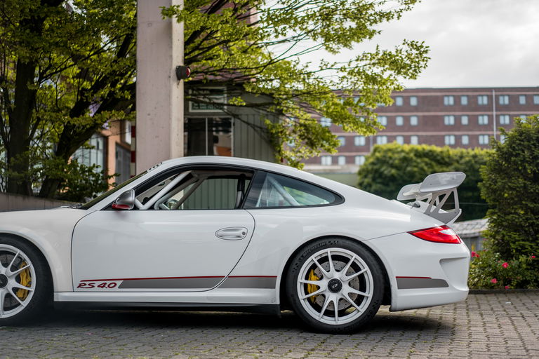 Porsche 997 GT3 RS 4.0