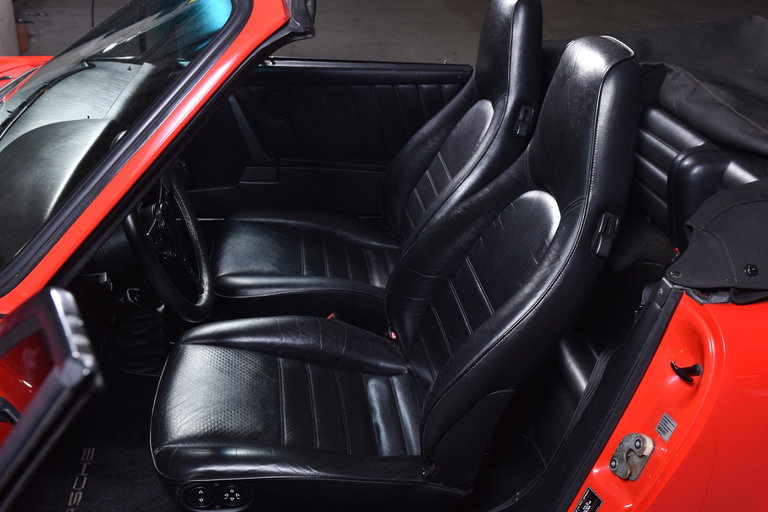 Porsche 911 Carrera 3.2