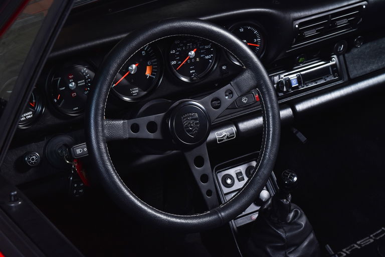 Porsche 911 Carrera 3.2