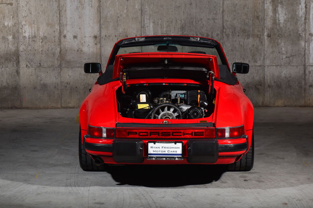 Porsche 911 Carrera 3.2