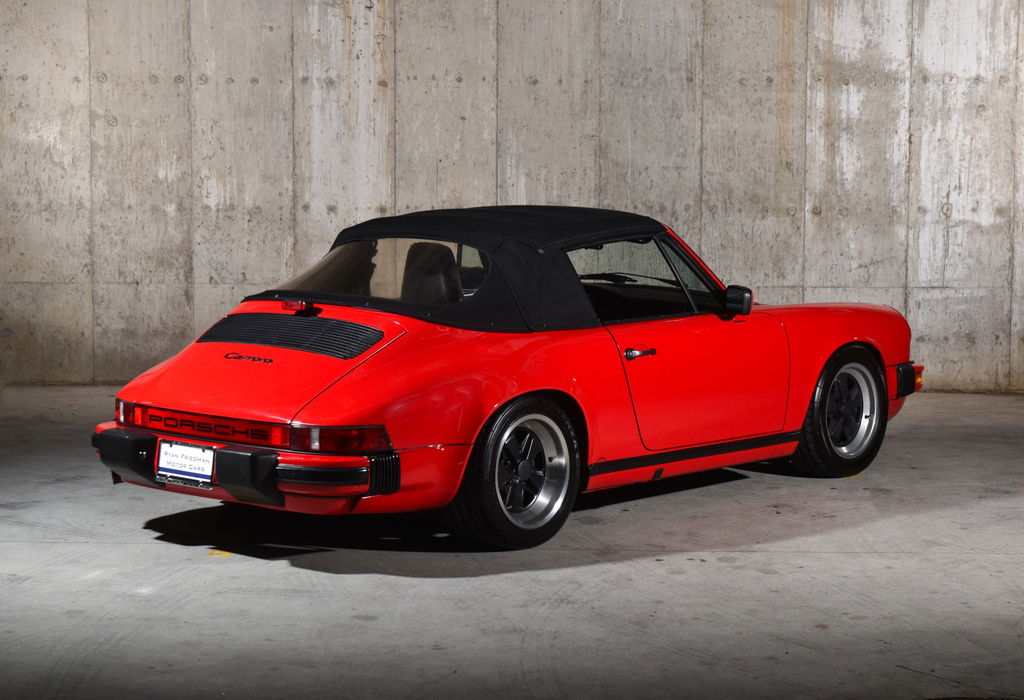 Porsche 911 Carrera 3.2