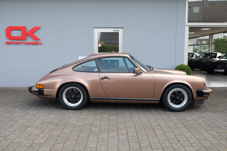 Porsche 911 Carrera 3.2 