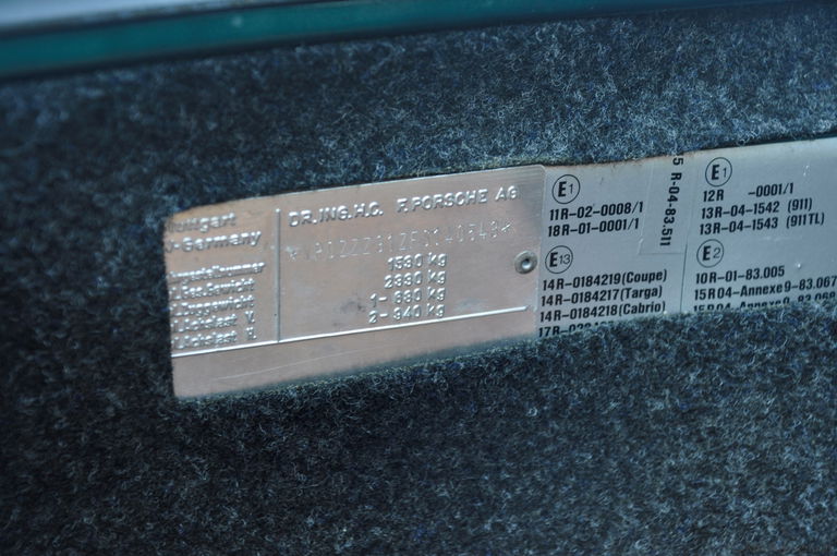 Porsche 911 Carrera 3.2