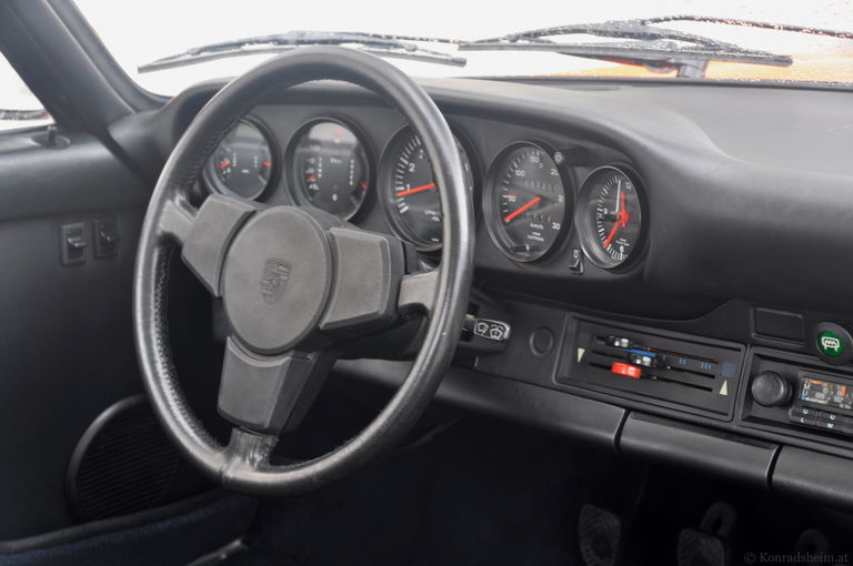 Porsche 911 Carrera 3,0