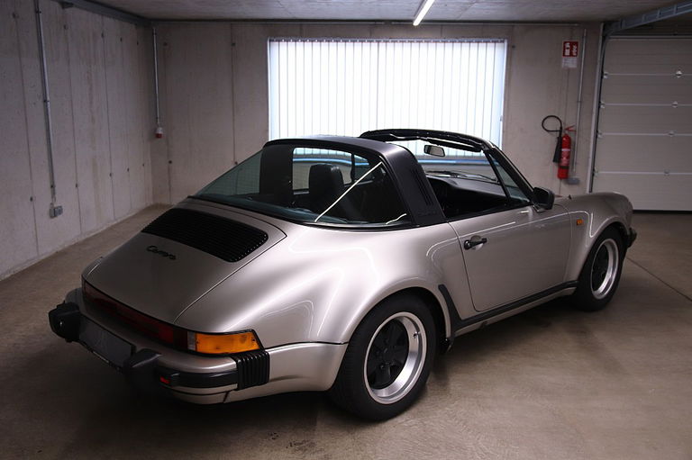 Porsche 911 Carrera 3.2