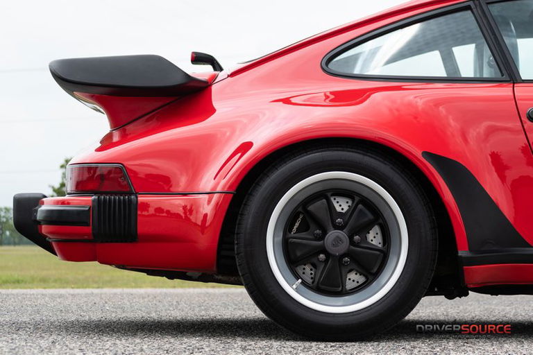 Porsche 911 Carrera 3.2 WTL