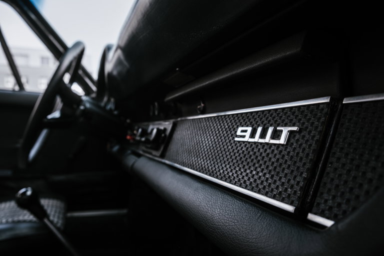 Porsche 911 T