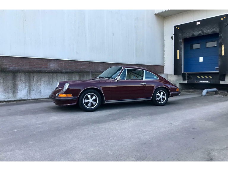 Porsche 911 T