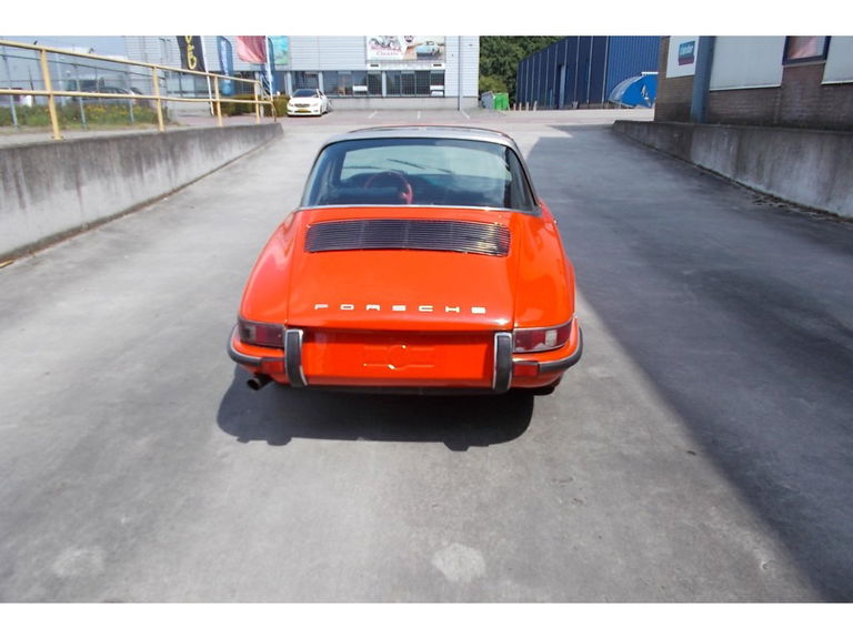 Porsche 911 T