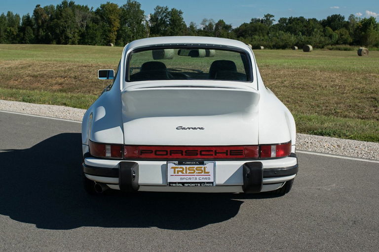 Porsche 911 Carrera (US)