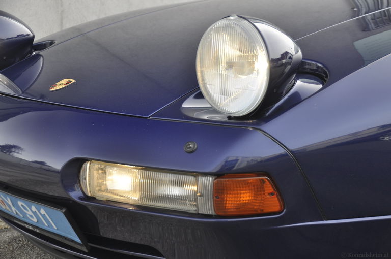 Porsche 928 GTS