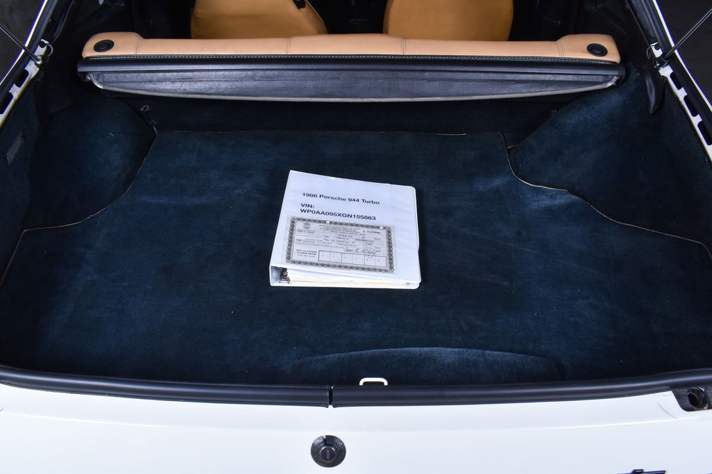 Porsche 944 Turbo Coupé